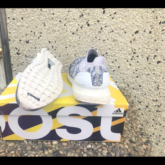 Ultra boost uncaged ‘Non-Dyed’ Oreo - Picture 4 of 5